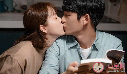 前任突然聯系你的原因有哪些 因為哪些理由會和前任復合 前任突然聯系你的原因有哪些 因為哪些理由會和前任復合