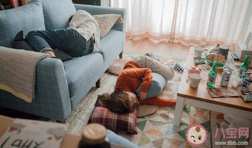 前任突然聯系你的原因有哪些 因為哪些理由會和前任復合 前任突然聯系你的原因有哪些 因為哪些理由會和前任復合