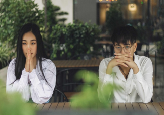 分手后再做朋友還能復(fù)合嗎 分手后想復(fù)合怎么處理兩人關(guān)系