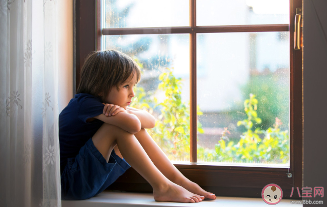 童年缺愛會影響人的性格嗎 從小缺愛的孩子性格有什么特征 童年缺愛會影響人的性格嗎 從小缺愛的孩子性格有什么特征