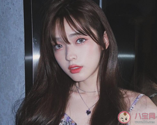 女孩子戀愛中應有什么原則 女生熱戀中容易犯哪些錯 女孩子戀愛中應有什么原則 女生熱戀中容易犯哪些錯