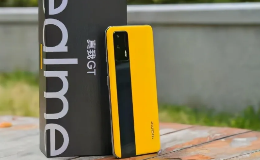 neo5和realmeGT哪個好 neo5和realmeGT參數對比