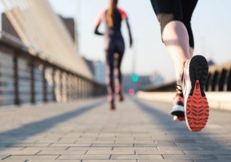 運(yùn)動(dòng)對(duì)睡眠質(zhì)量影響有多大 運(yùn)動(dòng)對(duì)睡眠的好處