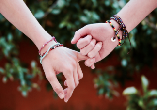 逐漸疏遠的友情該挽回嗎 要維持深厚的友誼要滿足什么要素