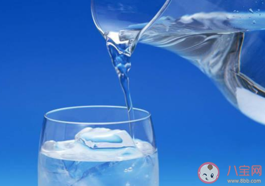 5杯水如何分給6個領導 怎樣回答會被錄取 5杯水如何分給6個領導 怎樣回答會被錄取