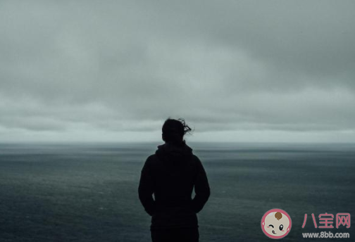 獨居生活里的孤獨瞬間有哪些 一個人生活覺得孤獨的感受分享 獨居生活里的孤獨瞬間有哪些 一個人生活覺得孤獨的感受分享