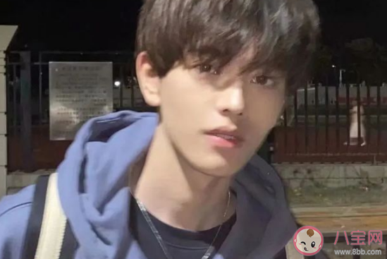 2021非常沙雕的愚人節文案 愚人節趣味文案大全