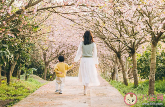 小孩子早教可以多去哪些場所 孩子多去圖書館的好處