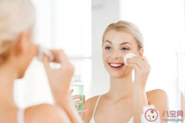 怎么判斷皮膚是否適合刷酸 刷酸是早上刷還是晚上刷酸好