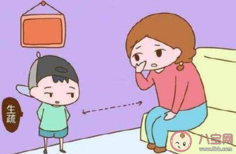 父母回避型溝通對孩子的影響有多大 父母和孩子溝通的正確方式是什么