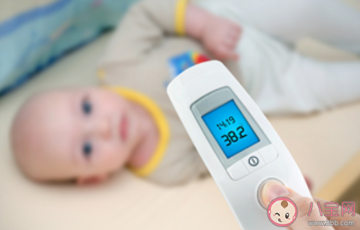 爺爺狂風暴雨般給孫女洗臉是怎么回事 該怎樣正確給小孩子洗臉 爺爺狂風暴雨般給孫女洗臉是怎么回事 該怎樣正確給小孩子洗臉