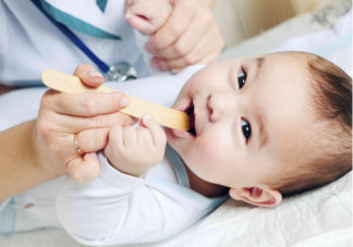 5個(gè)月寶寶喉嚨發(fā)炎怎么辦 寶寶喉嚨發(fā)炎原因