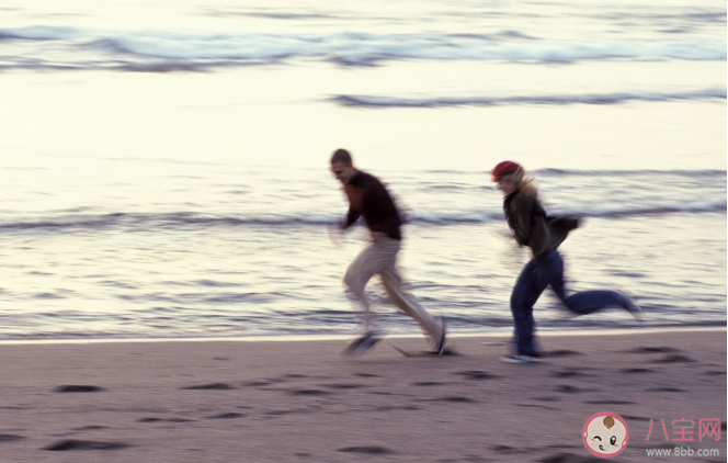 用社交軟件考驗?zāi)信笥芽孔V嗎 為什么大多數(shù)人經(jīng)不起考驗 用社交軟件考驗?zāi)信笥芽孔V嗎 為什么大多數(shù)人經(jīng)不起考驗