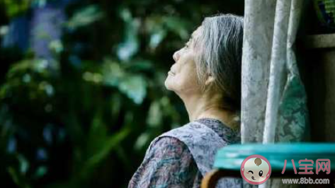 進(jìn)城是農(nóng)村父母的晚年陷阱嗎 要不要接父母進(jìn)城度過晚年生活