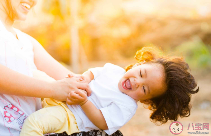 熊孩子身上大多有哪些特點(diǎn) 如何以非暴力的手段應(yīng)對(duì)熊孩子