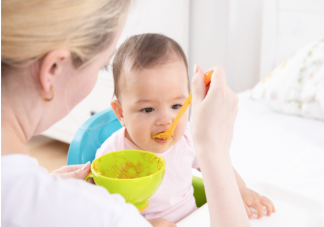 孩子喜歡含飯不吞是什么原因 孩子嘴里含飯不嚼怎么辦