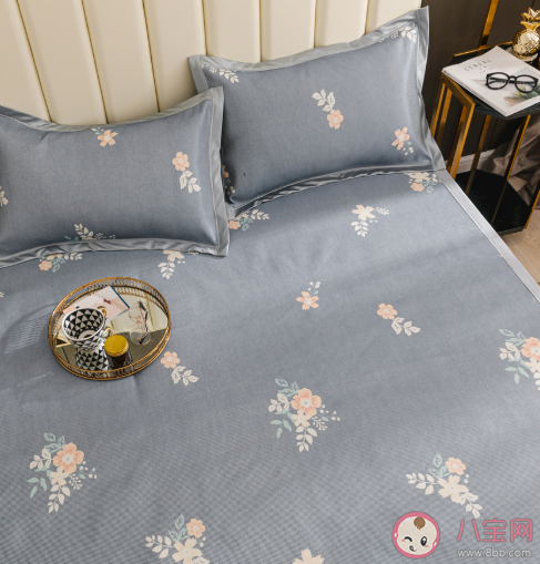 乳膠涼席涼爽嗎 乳膠涼席和冰絲涼席有什么區別