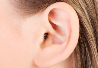 女生的耳朵為什么那么敏感 男女生身體敏感地帶介紹