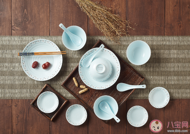 開水燙餐具能殺菌消毒嗎 在外用餐怎么保證餐具衛生