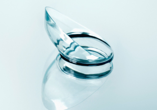 新買的隱形眼鏡可以直接戴嗎 新買的隱形眼鏡怎么處理比較好