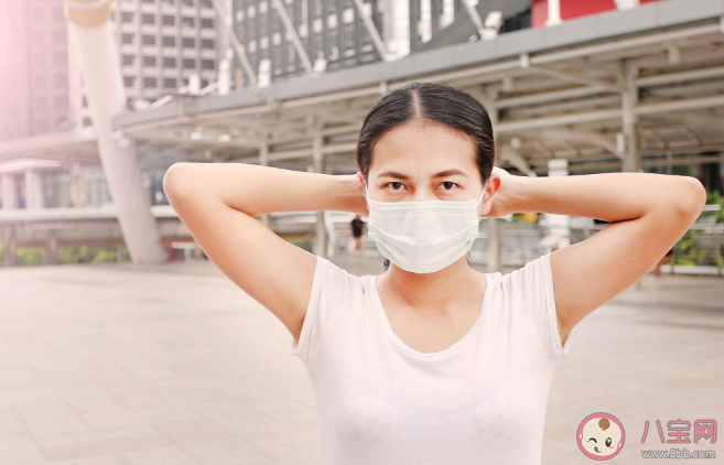 口罩內可以放紙巾吸汗嗎 夏天戴口罩很悶熱怎么緩解不適