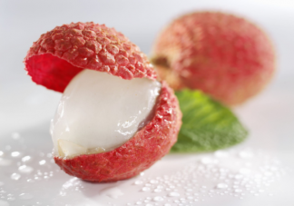 長什么樣的荔枝最甜 吃荔枝太多有什么后遺癥危害