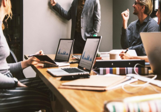 職場上應(yīng)該大膽提意見嗎 職場上怎么給領(lǐng)導(dǎo)提意見