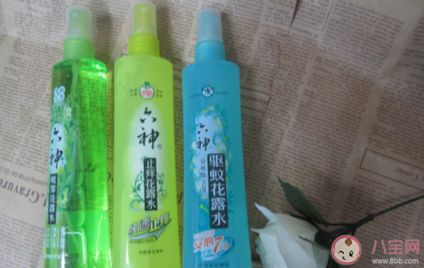 有腳氣很癢可以用花露水止癢嗎 花露水抹腳對(duì)腳臭有作用嗎