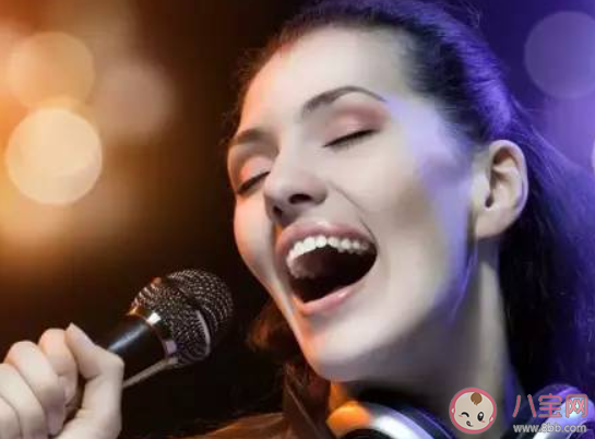 戴普通耳機唱歌容易跑調是真的嗎 螞蟻莊園5月31日答案 戴普通耳機唱歌容易跑調是真的嗎 螞蟻莊園5月31日答案