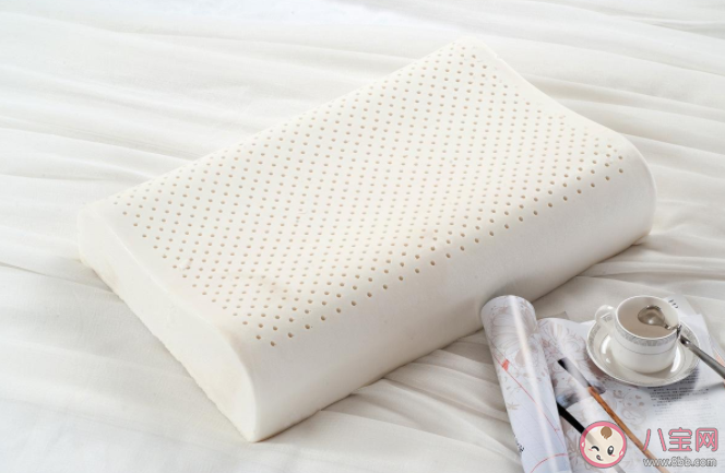 乳膠枕是不是智商稅 怎么買到好的乳膠枕