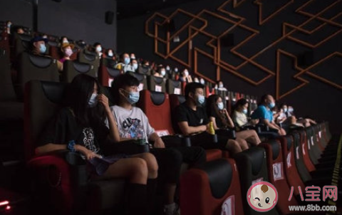 電影院推黃金位置售價高10至20元 如何看待電影院位置不同而票價分區(qū)