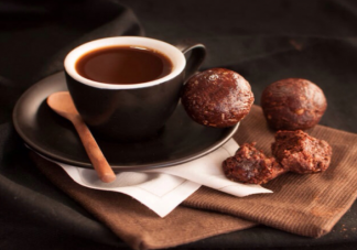 咖啡因攝入過多可能會增加青光眼的患病風險嗎 攝入多少咖啡因才會過量