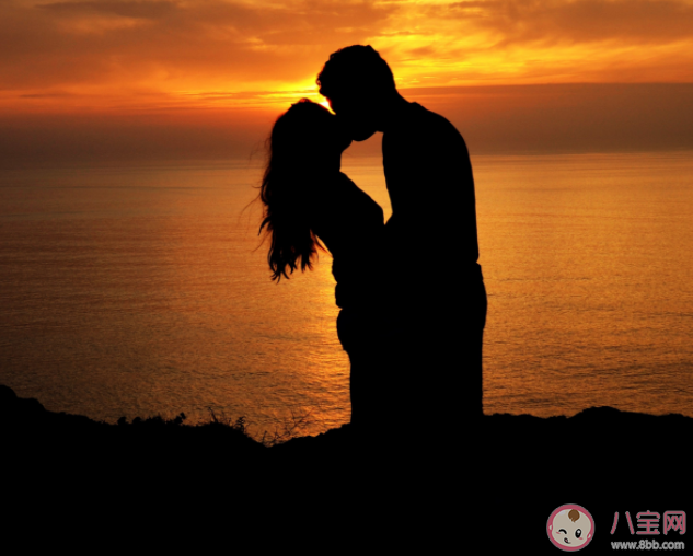 女孩子想要的偏愛是什么 如何給女生想要的偏愛 女孩子想要的偏愛是什么 如何給女生想要的偏愛