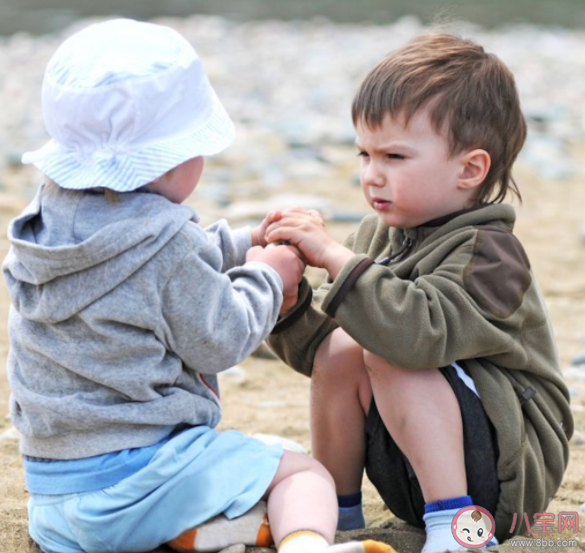 孩子愛拿別人的東西就是壞孩子嗎 孩子總想要別人的東西怎么辦