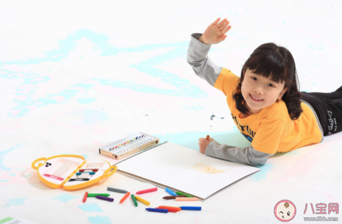 孩子自律是天生還是后天培養的 自律的習慣越早培養越好