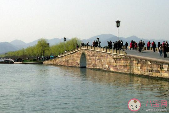 想看傳說中許仙和白娘子結緣的斷橋應該去哪 螞蟻莊園小課堂6月29日答案