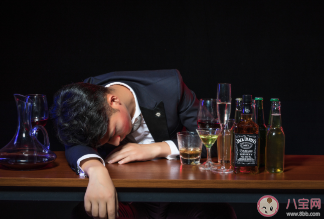 喝酒臉紅是天生的嗎 酒量是練出來的嗎