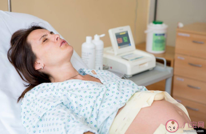 生孩子時(shí)為什么是頭先出來 生孩子為什么會(huì)順轉(zhuǎn)剖