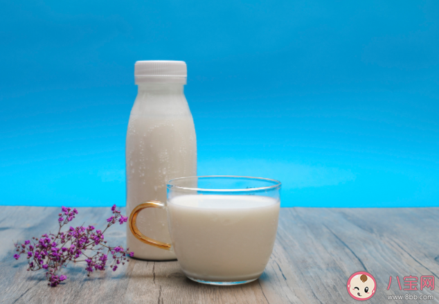 長期喝牛奶會導(dǎo)致乳腺癌嗎 牛奶還長期喝嗎