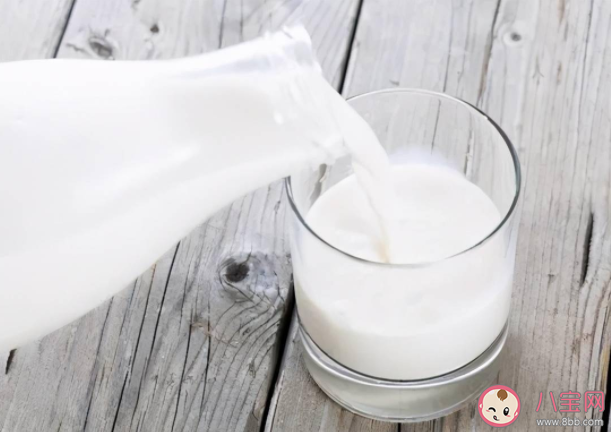長期喝牛奶會導(dǎo)致乳腺癌嗎 牛奶還長期喝嗎