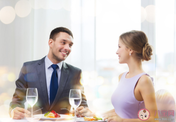 相親時女生非常主動代表什么 女生在相親時怎么主動
