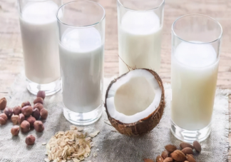 植物奶比牛奶更有營養(yǎng)嗎 如何挑選好的植物奶