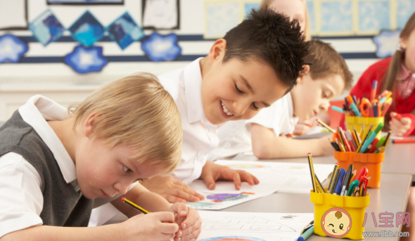 孩子學畫畫能培養(yǎng)專注力嗎 學畫畫對提高注意力有哪些好處