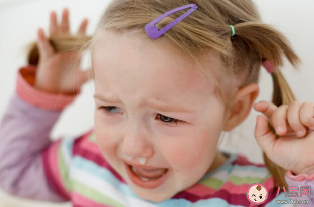 孩子發(fā)脾氣時(shí)該對(duì)抗管教嗎 孩子有情緒怎么辦