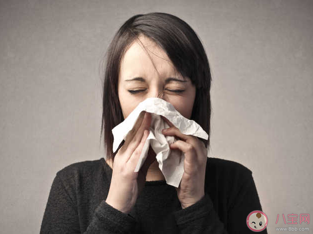 如何區(qū)分風(fēng)寒感冒和風(fēng)熱感冒 只要感冒就可服用藿香正氣水嗎