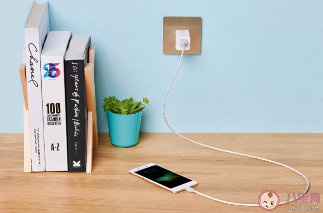 手機充電一夜不拔對電池有沒有壞處 有哪些充電方式是損害手機的