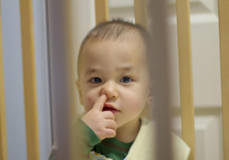 孩子為什么吃鼻屎 怎么改正孩子吃鼻屎的習慣