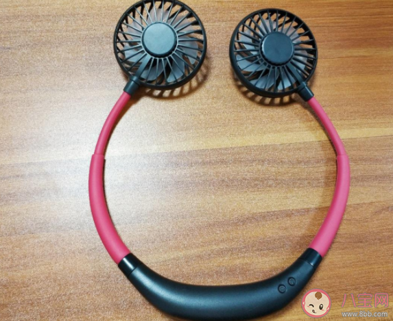 掛脖風(fēng)扇有必要買(mǎi)嗎 掛脖風(fēng)扇會(huì)導(dǎo)致面癱嗎