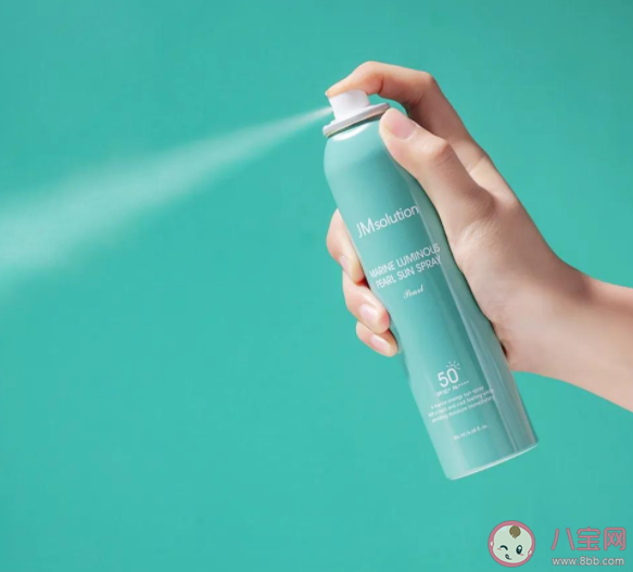 防曬噴霧的效果怎么樣 防曬噴霧可以直接噴在臉上嗎
