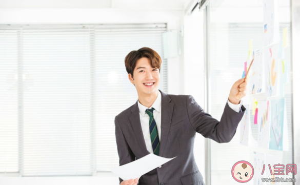 性格內(nèi)向不愛爭(zhēng)搶的人適合什么工作 內(nèi)向型人的擇業(yè)秘笈